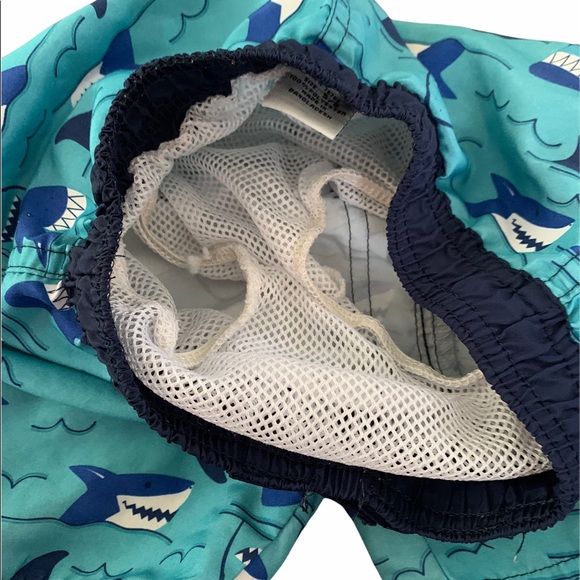 Boys Quad seven brand swimsuit size 5/6 - Picture 2 of 4